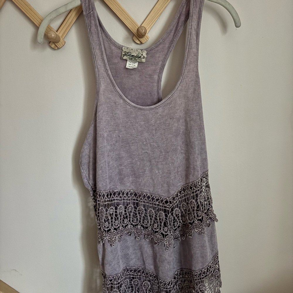Gimmicks by BKE dusty purple lace tank